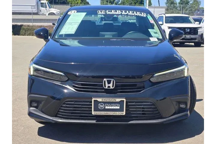 $29588 : Honda Civic 2023 Touring 4dr image 2