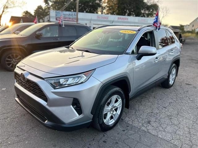 $21000 : 2019 TOYOTA RAV42019 TOYOTA R image 2