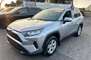 $21000 : 2019 TOYOTA RAV42019 TOYOTA R thumbnail