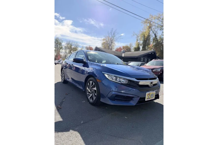 $11995 : 2017 Civic EX image 6