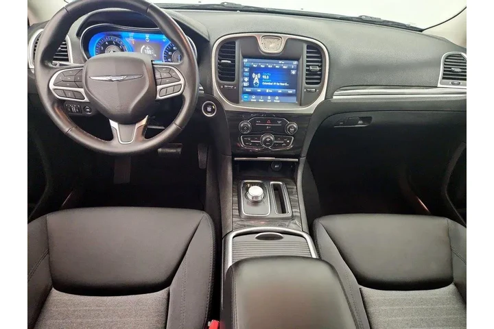 $22998 : Chrysler 300 2020 AWD Tourin image 9