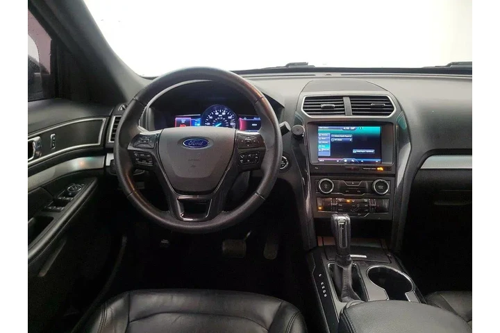 $16998 : Ford Explorer 2016 AWD XLT 4 image 10