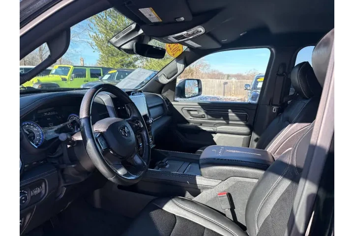 $32950 : 2022 RAM 1500 Limited image 9