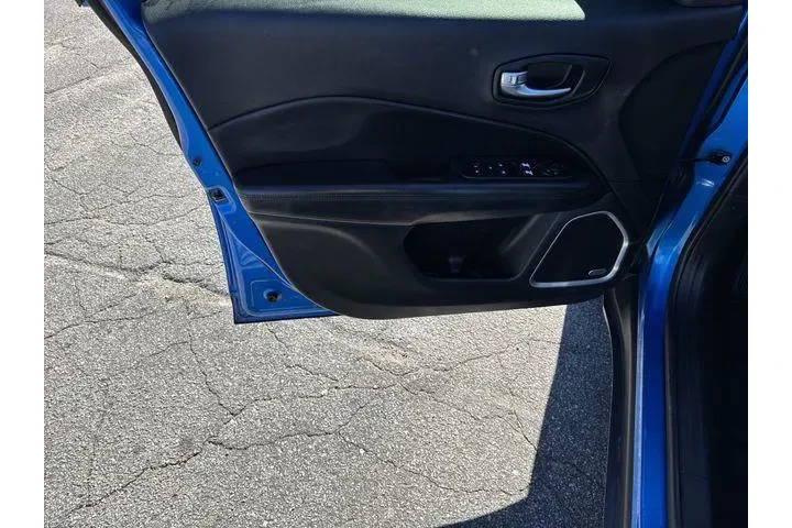 $18402 : Jeep Compass 2021 Latitude 4 image 10