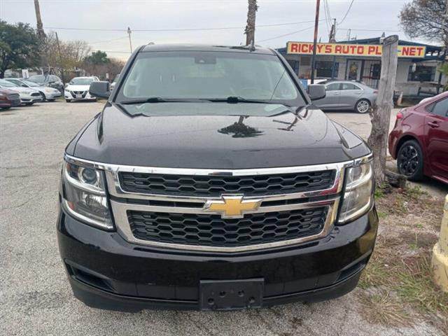 $24900 : 2019 Suburban LT image 4