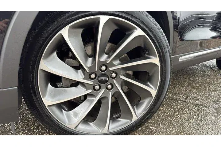 $38991 : Lincoln Nautilus 2022 AWD Re image 9