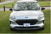 $20500 : Ford Escape Plug-In Hybrid 2 thumbnail