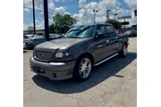 $8900 : 2017 Charger SE thumbnail
