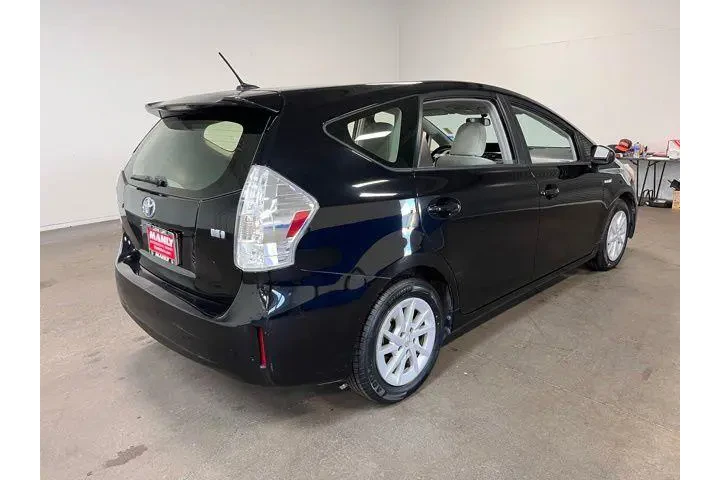 $13543 : Toyota Prius v 2012 image 5