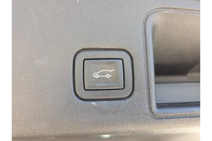 $19900 : GMC Terrain 2024 AWD SLT 4dr image 8