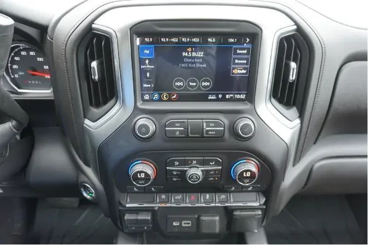 $39788 : Chevrolet Silverado 1500 201 image 8