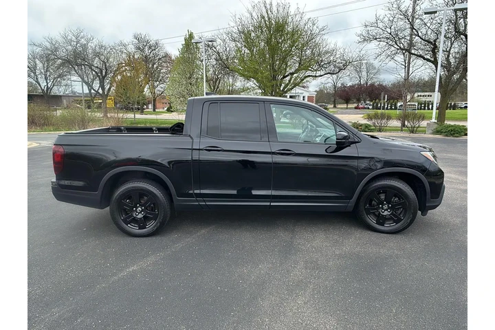 $25000 : 2019 Ridgeline Black Edition image 9