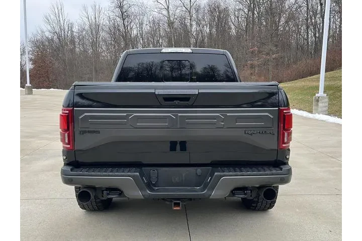 $35900 : Ford F-150 2017 4x4 Raptor 4 image 6