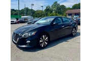 $9900 : 2020 Altima 2.5 SL thumbnail
