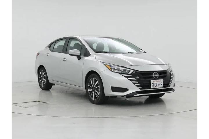 $18998 : Nissan Versa 2025 SV 4dr Sed image 1