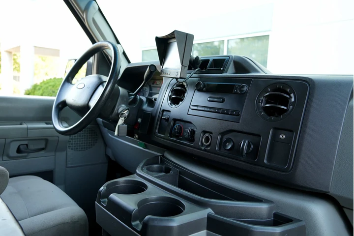 $11491 : 2014 E-150 Commercial image 7