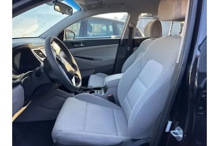 $14258 : Hyundai TUCSON 2017 Eco 4dr image 8