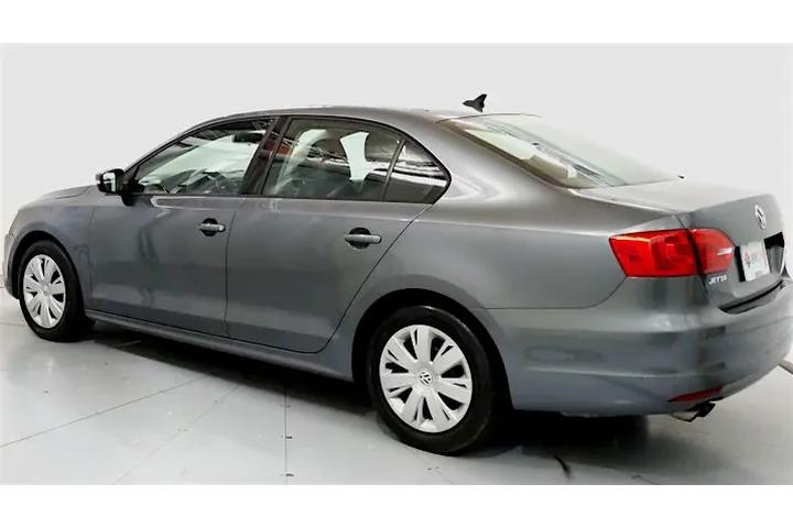 2015 Escape SE 4WD image 7