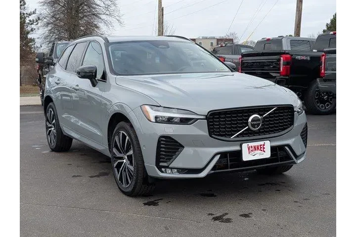 $36989 : Volvo XC60 2024 AWD B5 Plus image 1