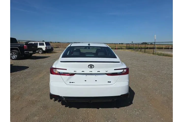 $38900 : Toyota Camry 2026 SE 4dr Sed image 5