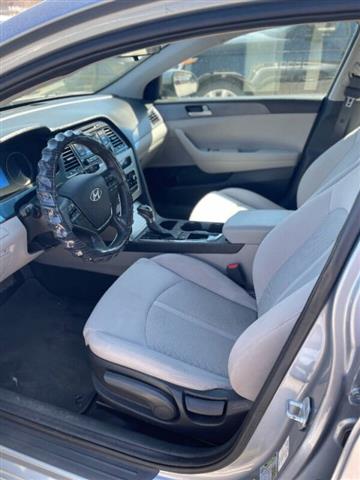 $7900 : 2016 Sonata image 6