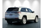 $29498 : Jeep Grand Cherokee 2023 4x4 thumbnail