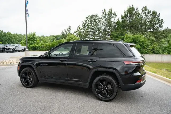 $30877 : Jeep Grand Cherokee 2022 4x4 image 7