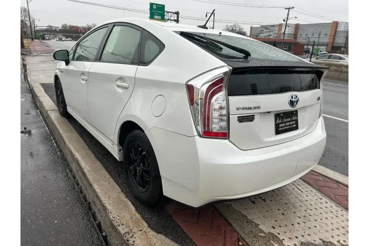 $6995 : 2013 Prius One image 6