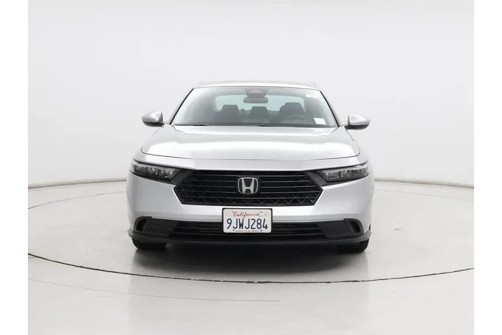 $24998 : Honda Accord 2024 LX 4dr Sed image 5