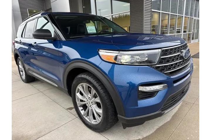 $32900 : Ford Explorer 2023 AWD XLT 4 image 10