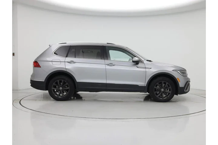 $21998 : Volkswagen Tiguan 2024 SE 4d image 7