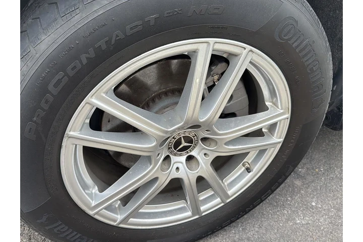 $27990 : Mercedes-Benz GLC 2023 AWD G image 4