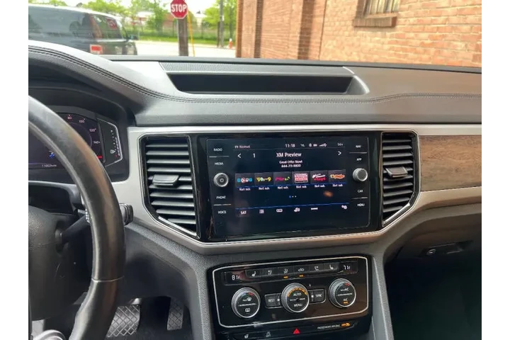 $23500 : 2019 Atlas V6 SEL Premium 4Mo image 9