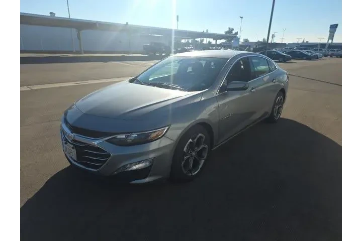 $18900 : Chevrolet Malibu 2024 LT 4dr image 3