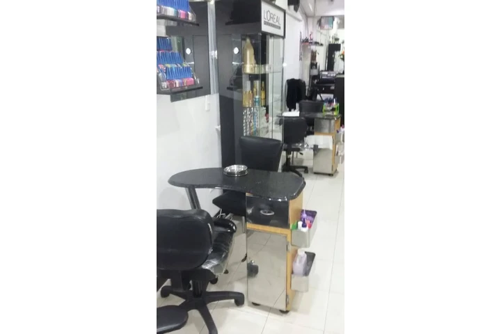 $7000000 : REMATE LOTE COMPLETO – SALÓN “ image 4