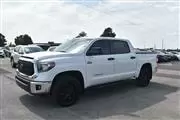 2018 Tundra SR5 en Memphis