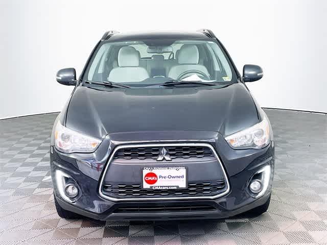 $8101 : PRE-OWNED 2015 MITSUBISHI OUT image 3