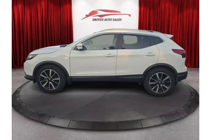 $11999 : 2017 Rogue Sport image 9