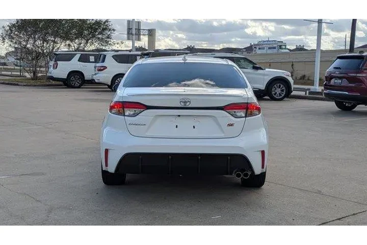 $22495 : Toyota Corolla 2024 SE 4dr S image 4