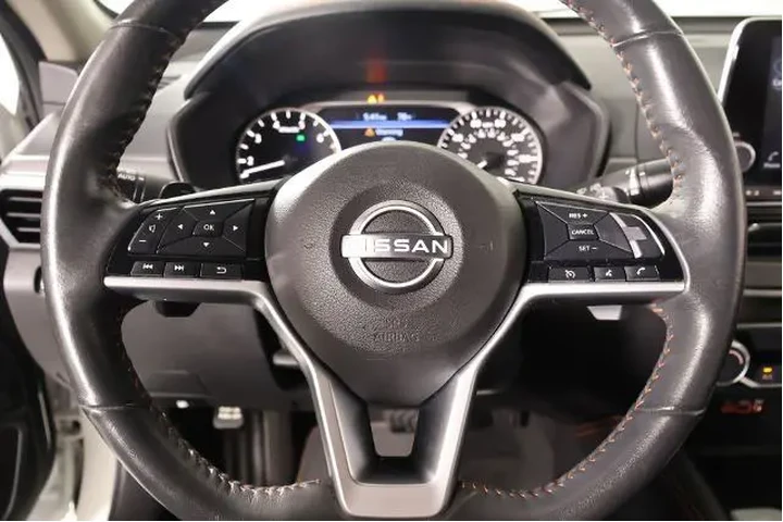 $22735 : Nissan Altima 2024 2.5 SR 4d image 3