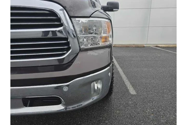 $22500 : Ram 1500 2017 4x4 SLT 4dr Cr image 10