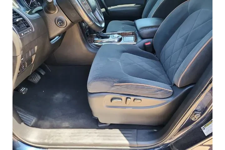 $11595 : Nissan Armada 2018 4x2 SV 4d image 9