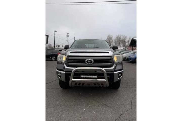 $14995 : 2014 Tundra SR5 image 4