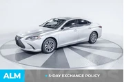 $27920 : Lexus ES 300h 2022 4dr Sedan thumbnail