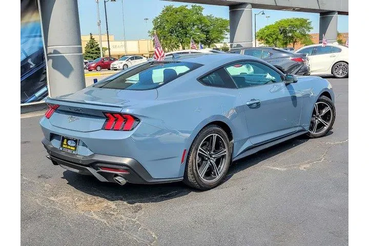 $36878 : Ford Mustang 2024 EcoBoost P image 8
