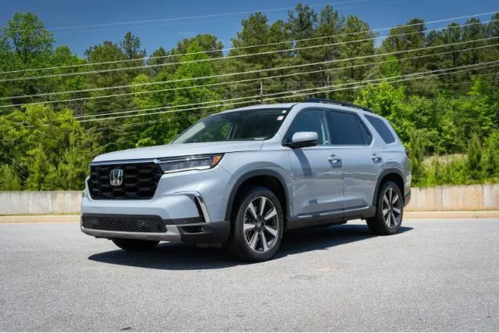 $39874 : Honda Pilot 2024 Touring 4dr image 3