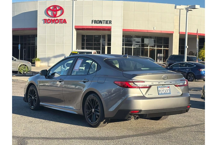 $31875 : Toyota Camry 2025 SE 4dr Sed image 5