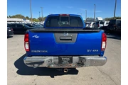 $8980 : 2014 Frontier 4WD Crew Cab SW thumbnail