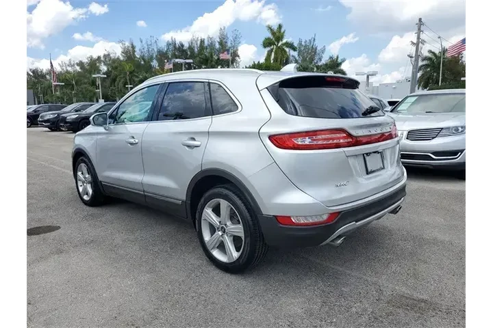 $15590 : Lincoln MKC 2018 Premiere 4d image 4