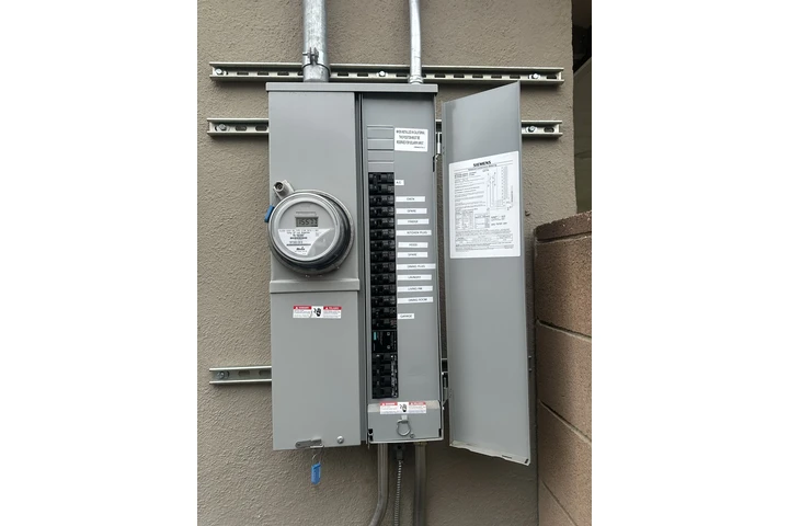 $180 : Solar instaler image 1